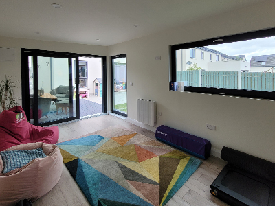 Garden Office & Private Consulting Space 1-1