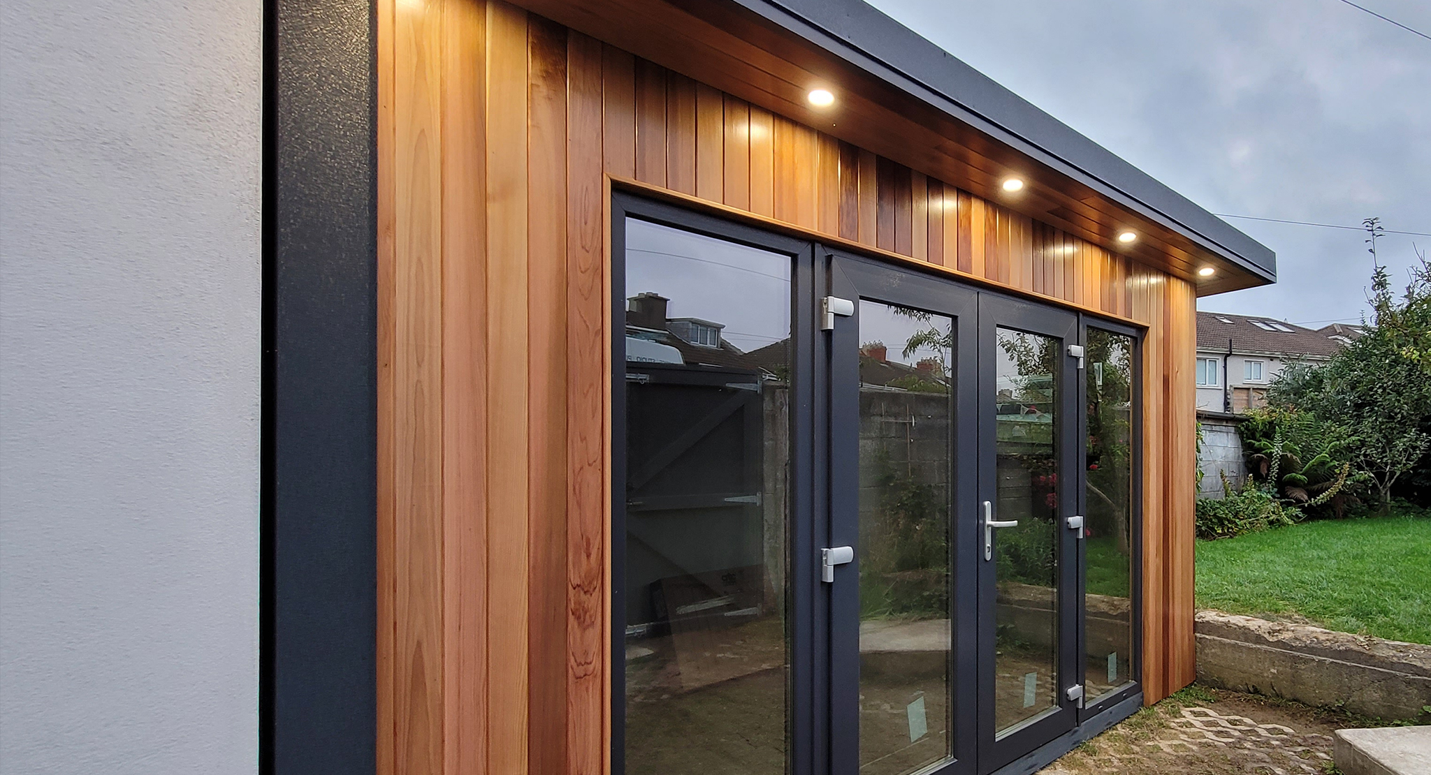 Bespoke Home Office 02
