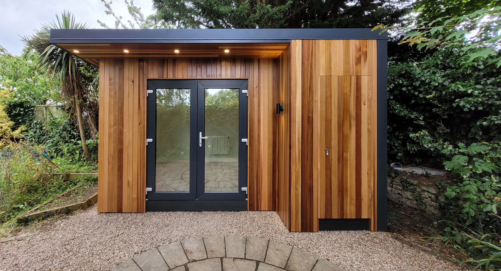Bespoke Garden Office 02